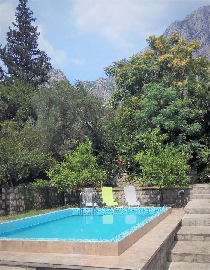 Holiday Home Ametist Котор Экстерьер фото